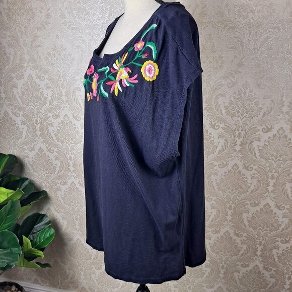 Talbots Plus Size 2X Short Sleeve Shirt Navy with Colorful Embroidered Flowers - Picture 5 of 10